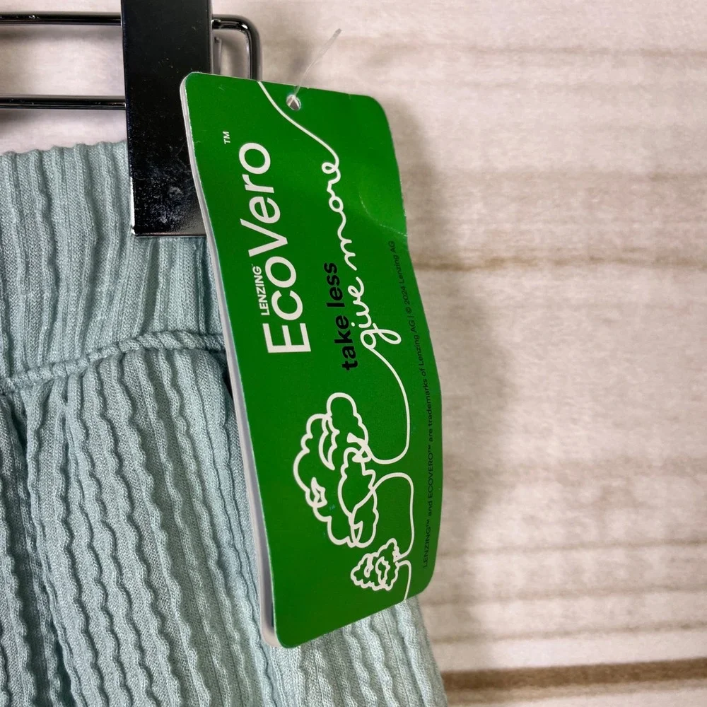 OshKosh B'gosh Girls Sage Green EcoVero Textured Skort 10 Skirt Shorty